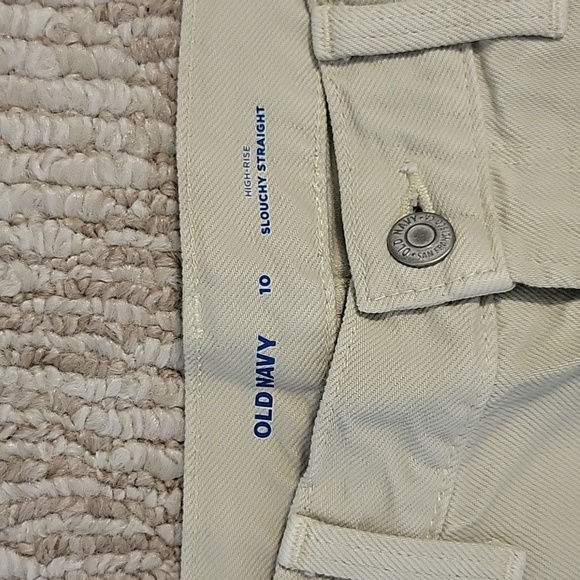 Old Navy High Rise Khakis Slouchy Straight - Picture 2 of 5